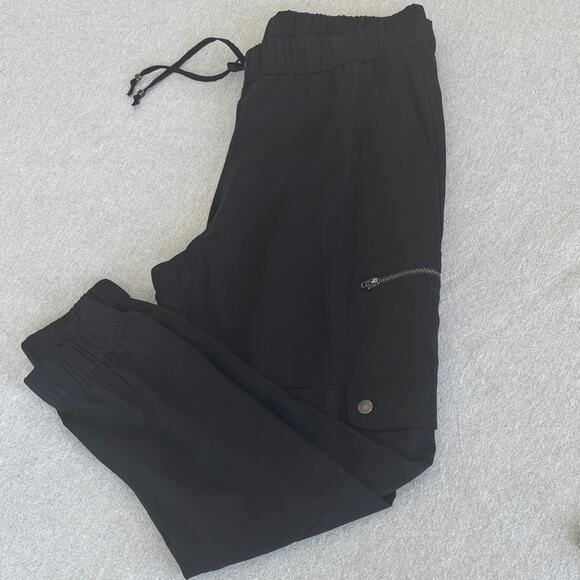 Banana Republic Black Cargo Jogger Pants with Zipper Detail Size Medium Petite - Picture 1 of 6